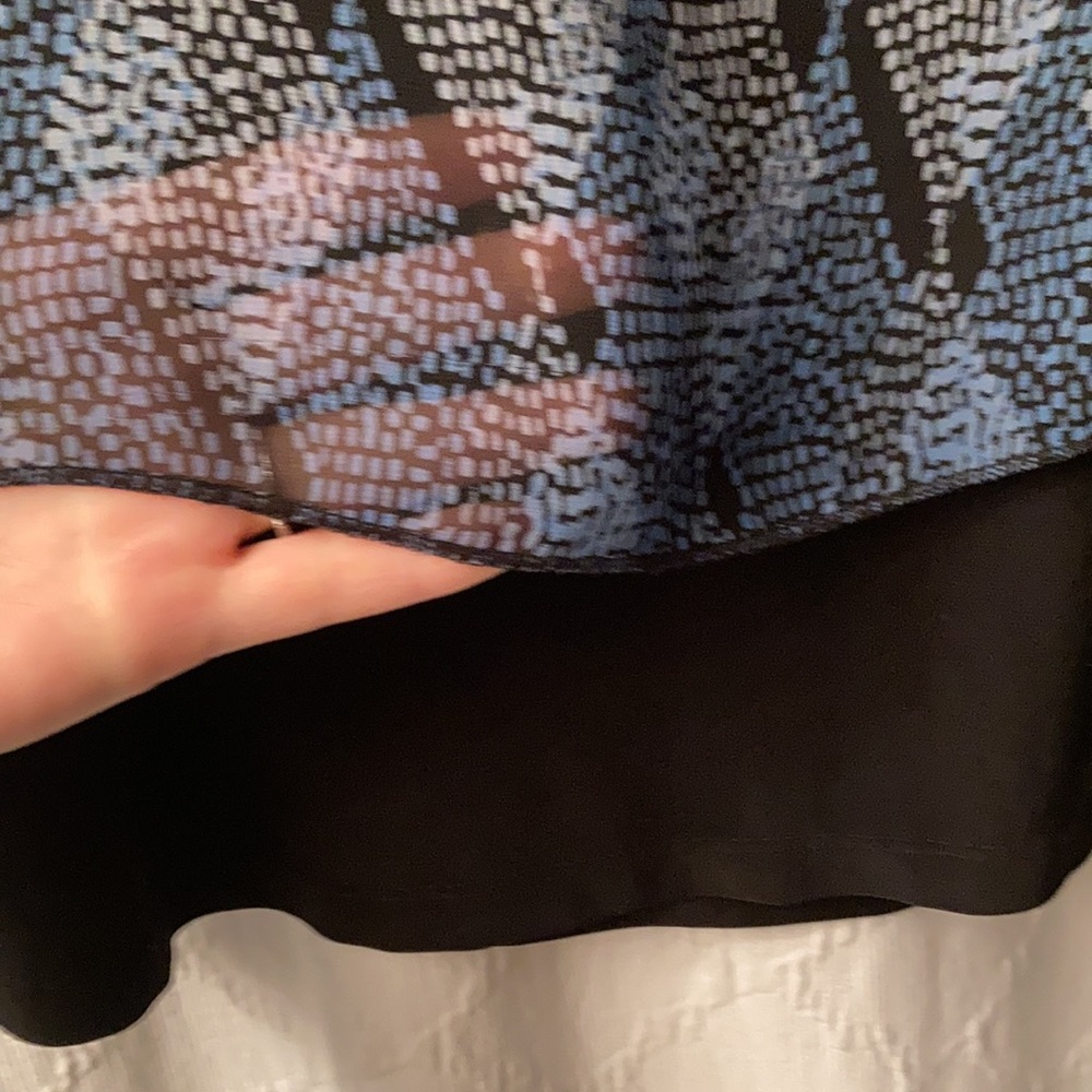 Fluttery summer tank top - Picture 3 of 11